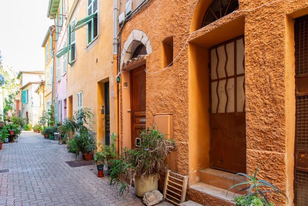 #40 Bright Sea View Suite For 6 2Mins Walk Port & Sea Villefranche-sur-Mer Esterno foto
