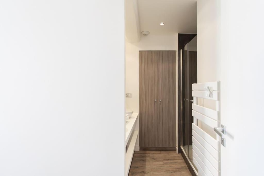 #40 Bright Sea View Suite For 6 2Mins Walk Port & Sea Villefranche-sur-Mer Esterno foto