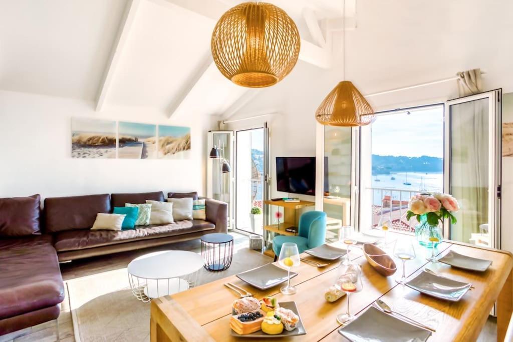 #40 Bright Sea View Suite For 6 2Mins Walk Port & Sea Villefranche-sur-Mer Esterno foto