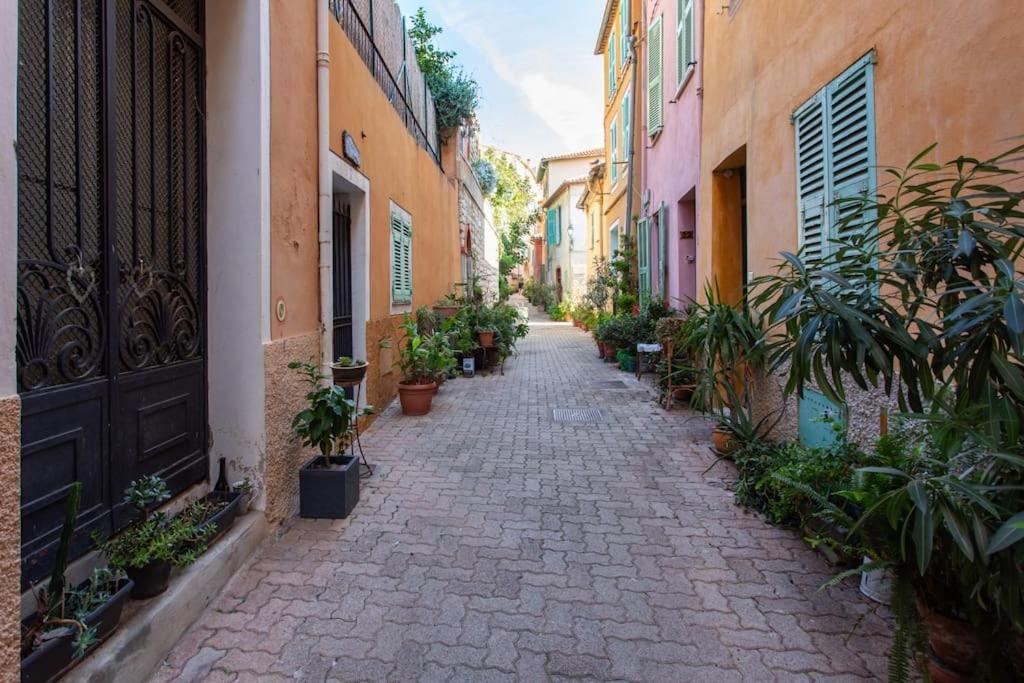 #40 Bright Sea View Suite For 6 2Mins Walk Port & Sea Villefranche-sur-Mer Esterno foto