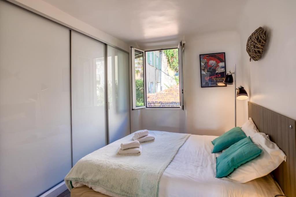 #40 Bright Sea View Suite For 6 2Mins Walk Port & Sea Villefranche-sur-Mer Esterno foto